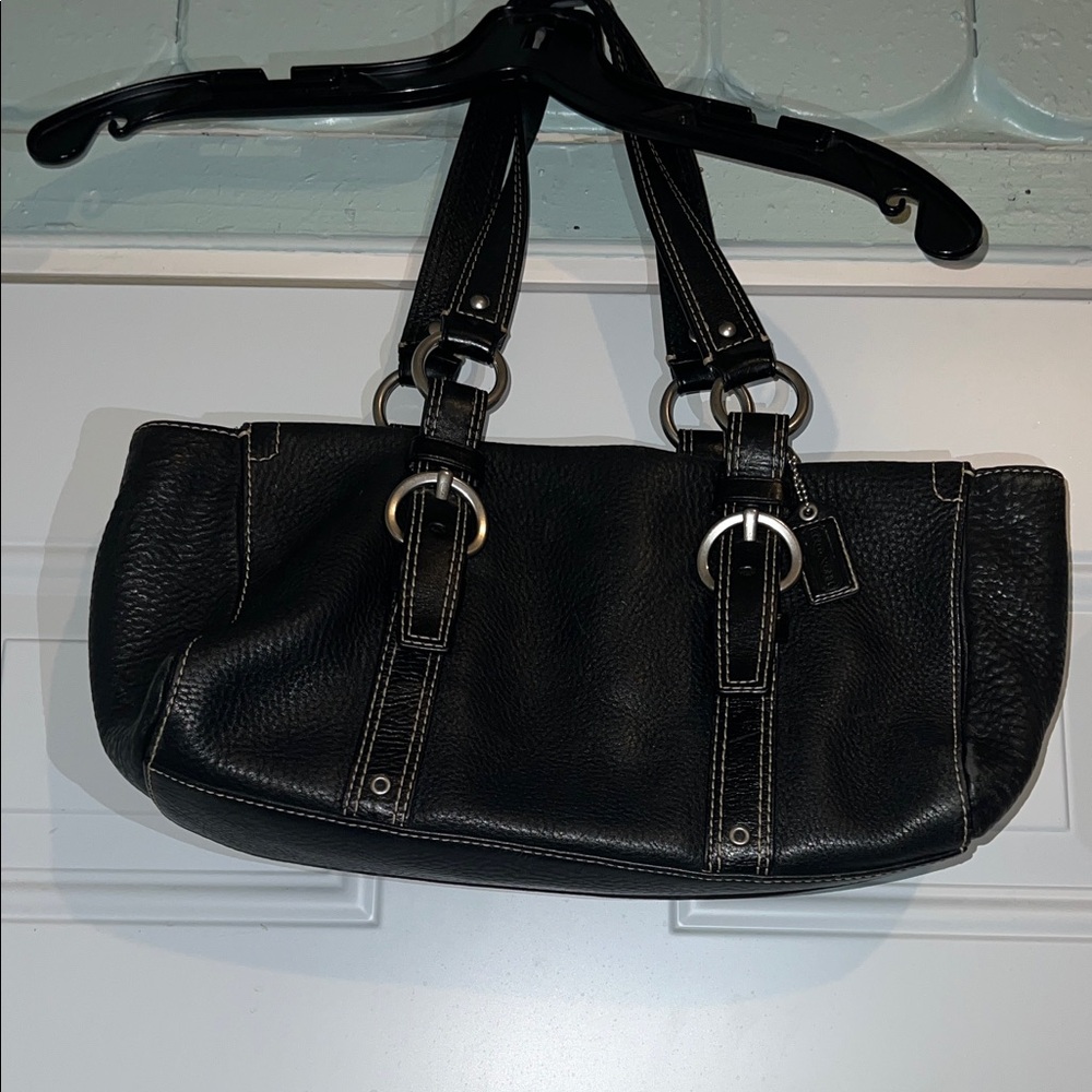Coach Black Leather Shoulder Bag with Buckle Rings - Picture 2 of 16